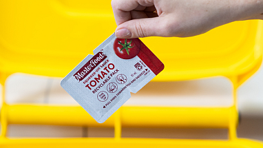 MasterFoods paper-based pack being recycled